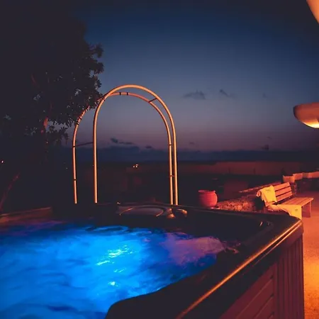 - Aire - Surf & Yoga Apartment